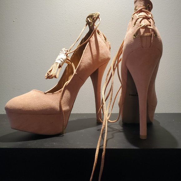 Lace up blush platform heels - Picture 3 of 3